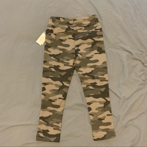Baby Gap Toddler Joggers - Picture 2 of 7